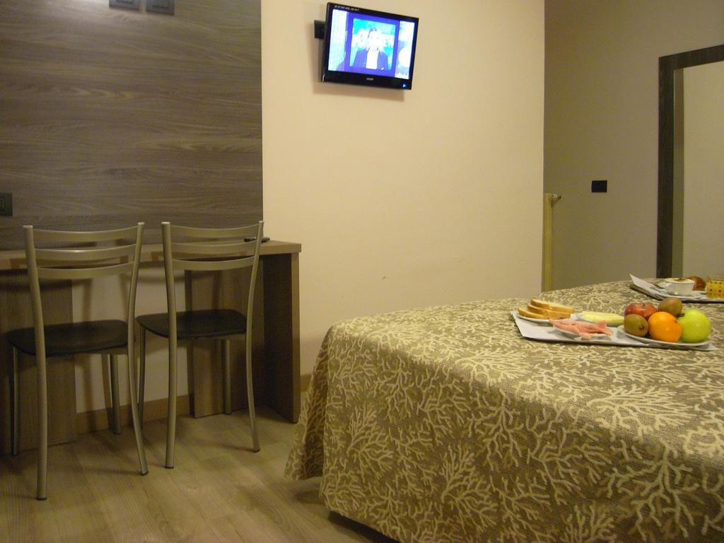 Hotel Siena Milaan Kamer foto